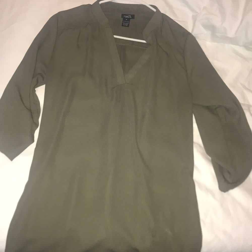 Rue 21 shirt